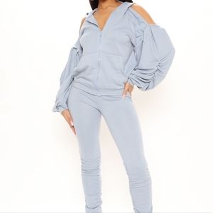 Fashion Nova Ruched Pants Set (XS)